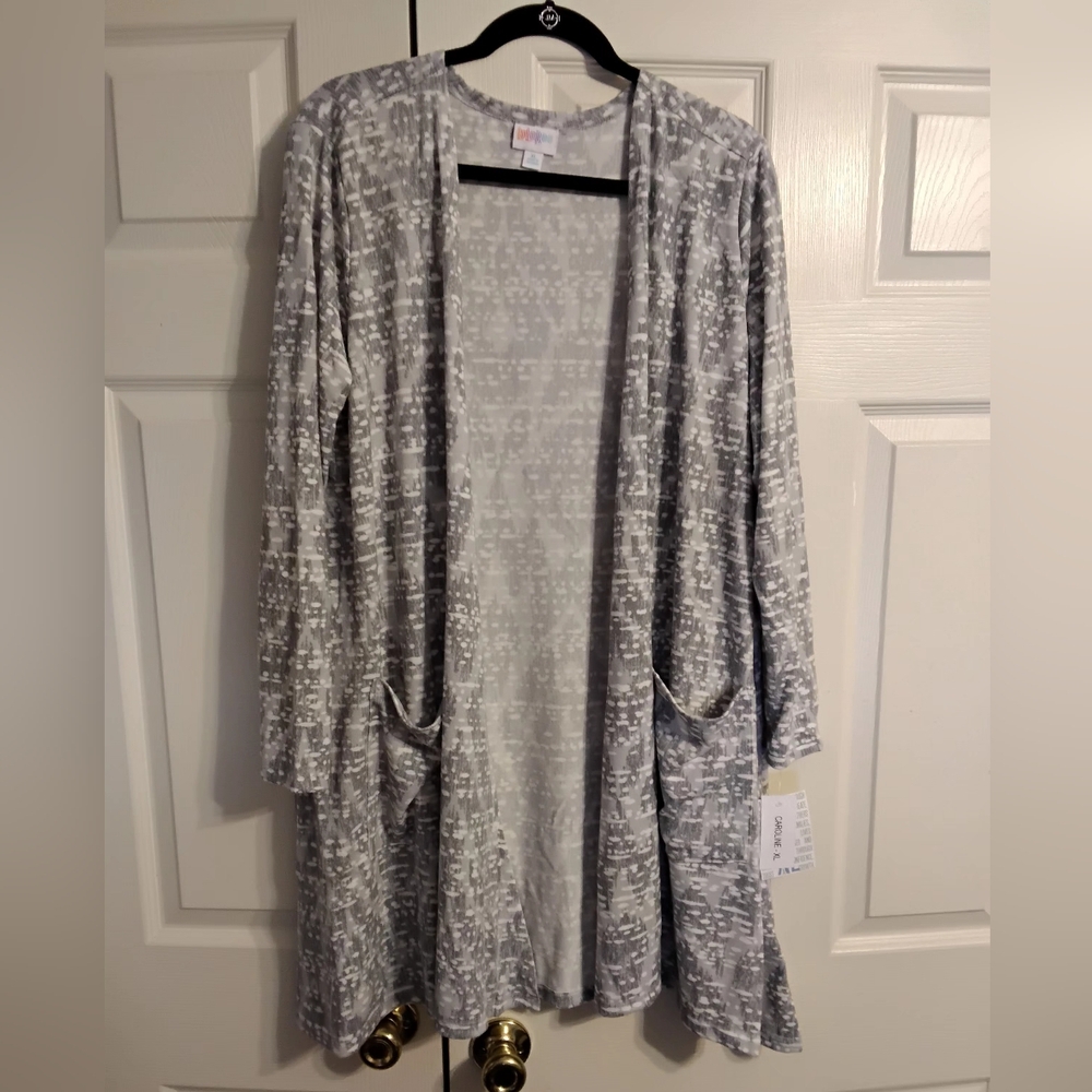 LuLaRoe Caroline Cardigan NWT - Picture 1 of 3